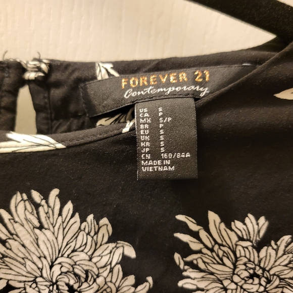 Forever 21 tunic dress small s black and white floral - Picture 2 of 2